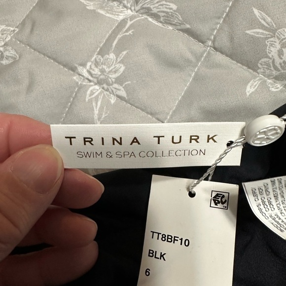 TRINA TURK Black Standard Monaco Ruffle One Piece Swimsuit, Size 6 (v) - Picture 6 of 9